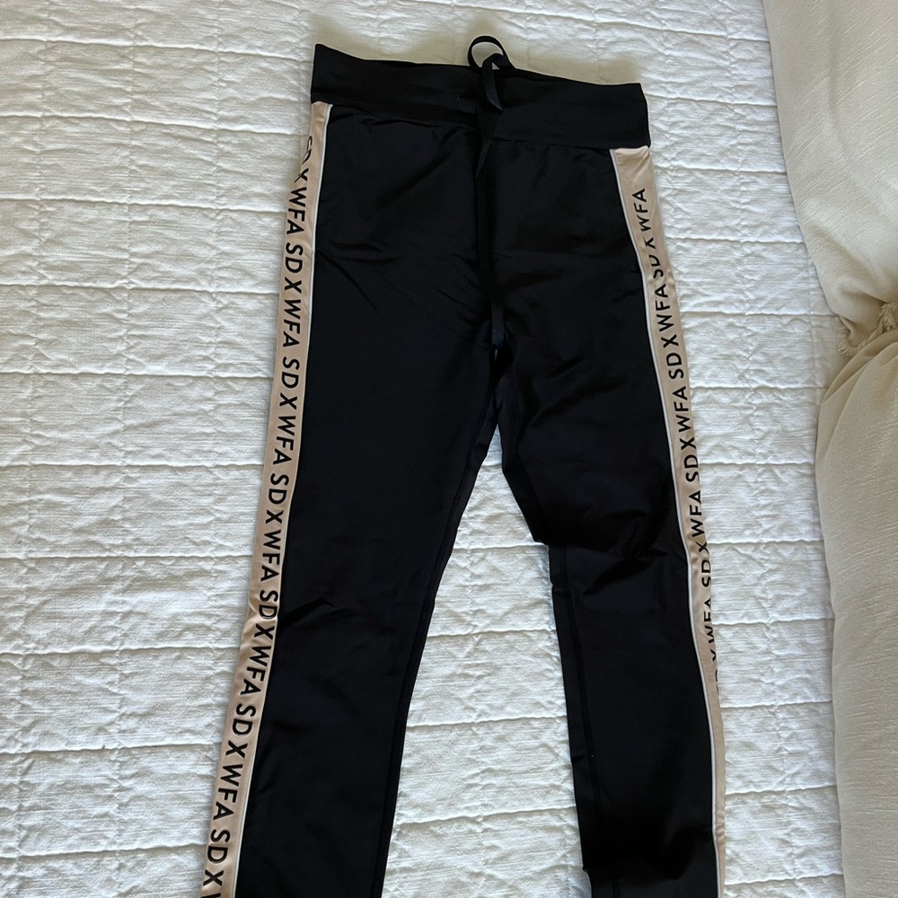 Sarah’s Day drawstring leggings